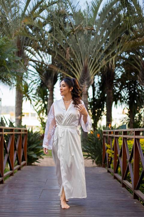 As melhores ideias e inspirações criativas de fotos de casamento registradas por fotógrafos profissionais de eventos da empresa Criativus Foto e Vídeo no Condomínio em Alphaville'