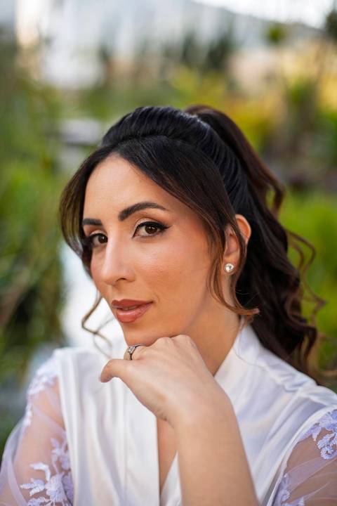 As melhores ideias e inspirações criativas de fotos de casamento registradas por fotógrafos profissionais de eventos da empresa Criativus Foto e Vídeo no Condomínio em Alphaville'