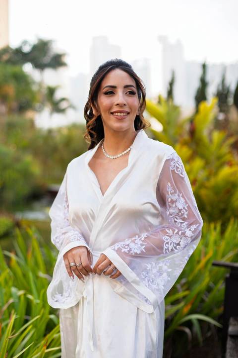 As melhores ideias e inspirações criativas de fotos de casamento registradas por fotógrafos profissionais de eventos da empresa Criativus Foto e Vídeo no Condomínio em Alphaville'