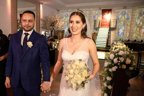 As melhores ideias e inspirações criativas de fotos de casamento registradas por fotógrafos profissionais de eventos da empresa Criativus Foto e Vídeo no Espaço Santini '