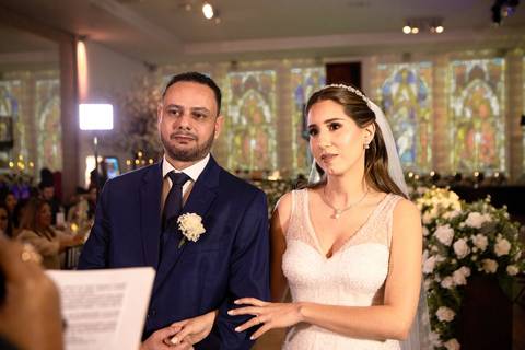 As melhores ideias e inspirações criativas de fotos de casamento registradas por fotógrafos profissionais de eventos da empresa Criativus Foto e Vídeo no Espaço Santini '