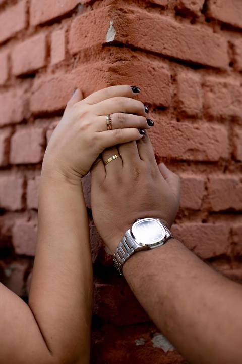 As melhores ideias e inspirações criativas de fotos de ensaio pré casamento registradas por fotógrafos profissionais de eventos da empresa Criativus Foto e Vídeo no Parque Cemucam'