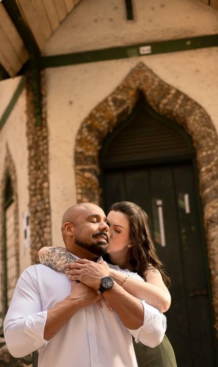 As melhores ideias e inspirações criativas de fotos de ensaio pré casamento registradas por fotógrafos profissionais de eventos da empresa Criativus Foto e Vídeo no  Parque da Luz'