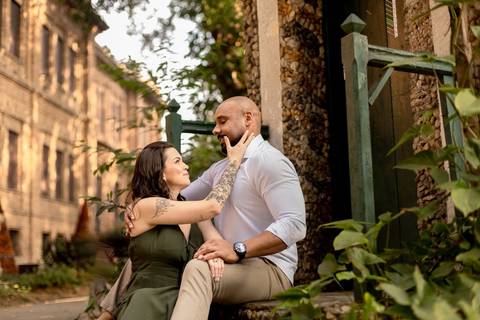 As melhores ideias e inspirações criativas de fotos de ensaio pré casamento registradas por fotógrafos profissionais de eventos da empresa Criativus Foto e Vídeo no  Parque da Luz'