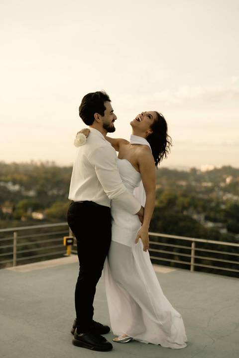 As melhores ideias e inspirações criativas de fotos de casamento registradas por fotógrafos profissionais de eventos da empresa Criativus Foto e Vídeo no Heliponto em São Paulo'