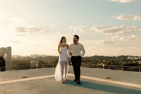 As melhores ideias e inspirações criativas de fotos de casamento registradas por fotógrafos profissionais de eventos da empresa Criativus Foto e Vídeo no Heliponto em São Paulo'