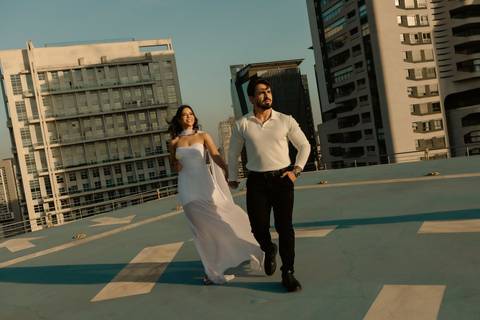 As melhores ideias e inspirações criativas de fotos de casamento registradas por fotógrafos profissionais de eventos da empresa Criativus Foto e Vídeo no Heliponto em São Paulo'