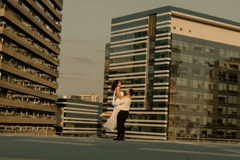 As melhores ideias e inspirações criativas de fotos de casamento registradas por fotógrafos profissionais de eventos da empresa Criativus Foto e Vídeo no Heliponto em São Paulo'