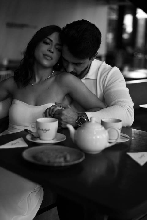 As melhores ideias e inspirações criativas de fotos de casamento registradas por fotógrafos profissionais de eventos da empresa Criativus Foto e Vídeo feito em no Santo Café em São Paulo'