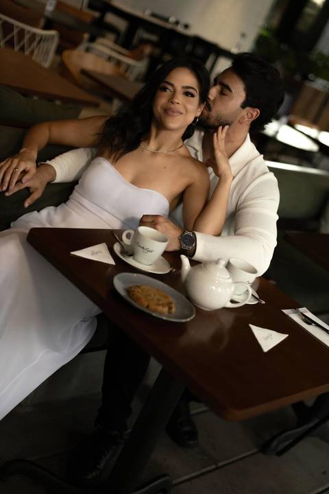 As melhores ideias e inspirações criativas de fotos de casamento registradas por fotógrafos profissionais de eventos da empresa Criativus Foto e Vídeo feito em no Santo Café em São Paulo'