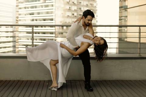 As melhores ideias e inspirações criativas de fotos de casamento registradas por fotógrafos profissionais de eventos da empresa Criativus Foto e Vídeo no Heliponto em São Paulo'