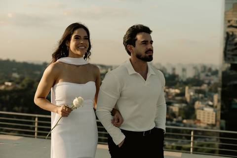 As melhores ideias e inspirações criativas de fotos de casamento registradas por fotógrafos profissionais de eventos da empresa Criativus Foto e Vídeo no Heliponto em São Paulo'