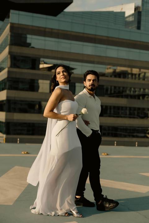 As melhores ideias e inspirações criativas de fotos de casamento registradas por fotógrafos profissionais de eventos da empresa Criativus Foto e Vídeo no Heliponto em São Paulo'