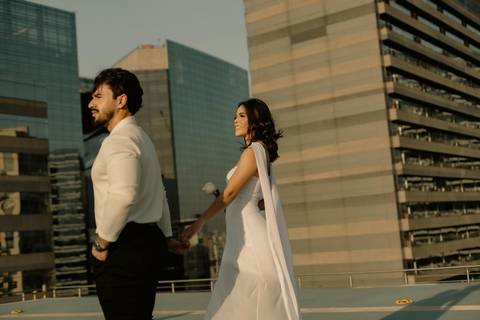 As melhores ideias e inspirações criativas de fotos de casamento registradas por fotógrafos profissionais de eventos da empresa Criativus Foto e Vídeo no Heliponto em São Paulo'