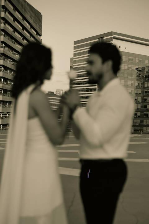 As melhores ideias e inspirações criativas de fotos de casamento registradas por fotógrafos profissionais de eventos da empresa Criativus Foto e Vídeo no Heliponto em São Paulo'