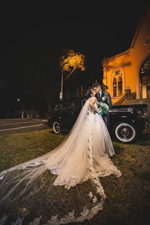 As melhores ideias e inspirações criativas de fotos de casamento registradas por fotógrafos profissionais de eventos da empresa Criativus Foto e Vídeo na igreja católica Paróquia Nossa Senhora do Carmo'