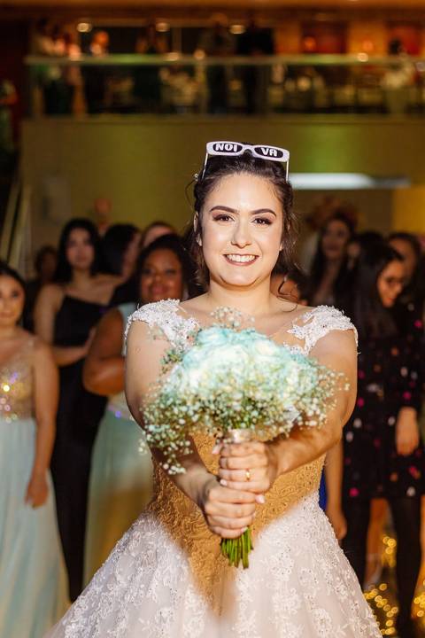 As melhores ideias e inspirações criativas de fotos de casamento registradas por fotógrafos profissionais de eventos da empresa Criativus Foto e Vídeo no Buffet La Felicitá'