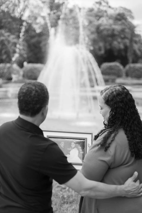 As melhores ideias e inspirações criativas de fotos de ensaio de Bodas de 25 anos registradas por fotógrafos profissionais de eventos da empresa Criativus Foto e Vídeo no Museu do Ipiranga'