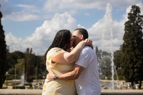 As melhores ideias e inspirações criativas de fotos de ensaio de Bodas de 25 anos registradas por fotógrafos profissionais de eventos da empresa Criativus Foto e Vídeo no Museu do Ipiranga'