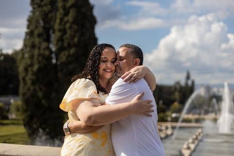 As melhores ideias e inspirações criativas de fotos de ensaio de Bodas de 25 anos registradas por fotógrafos profissionais de eventos da empresa Criativus Foto e Vídeo no Museu do Ipiranga'