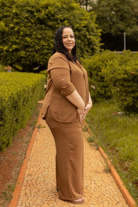 As melhores ideias e inspirações criativas de fotos de ensaio de Bodas de 25 anos registradas por fotógrafos profissionais de eventos da empresa Criativus Foto e Vídeo no Museu do Ipiranga'