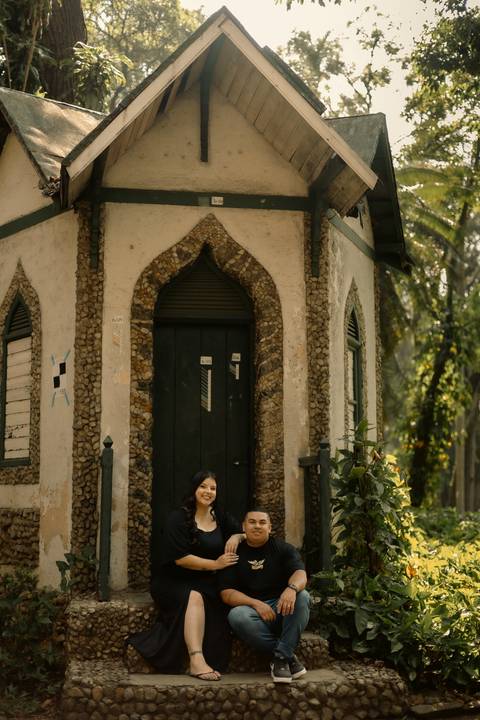 As melhores ideias e inspirações criativas de fotos de ensaio pré casamento registradas por fotógrafos profissionais de eventos da empresa Criativus Foto e Vídeo no  Parque da Luz - SP'