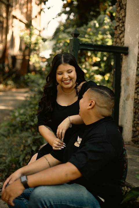 As melhores ideias e inspirações criativas de fotos de ensaio pré casamento registradas por fotógrafos profissionais de eventos da empresa Criativus Foto e Vídeo no  Parque da Luz - SP'