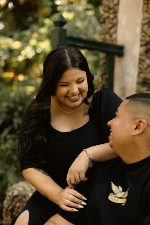 As melhores ideias e inspirações criativas de fotos de ensaio pré casamento registradas por fotógrafos profissionais de eventos da empresa Criativus Foto e Vídeo no  Parque da Luz - SP'