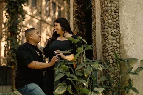 As melhores ideias e inspirações criativas de fotos de ensaio pré casamento registradas por fotógrafos profissionais de eventos da empresa Criativus Foto e Vídeo no  Parque da Luz - SP'