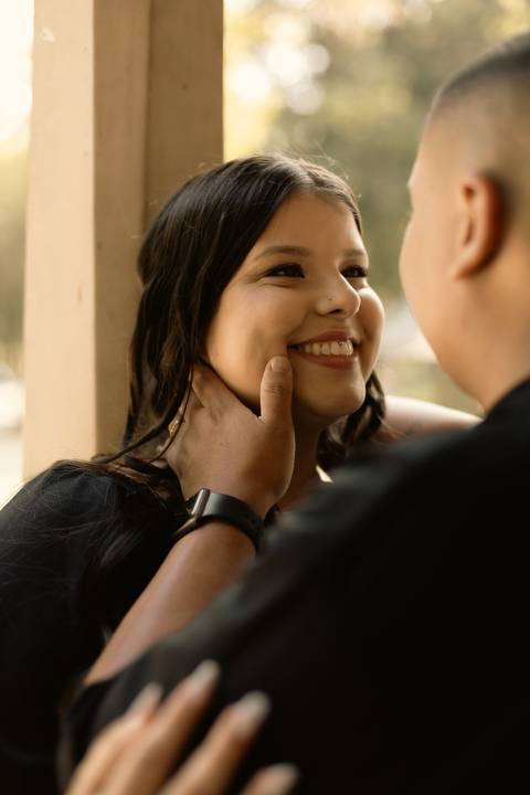 As melhores ideias e inspirações criativas de fotos de ensaio pré casamento registradas por fotógrafos profissionais de eventos da empresa Criativus Foto e Vídeo no  Parque da Luz - SP'