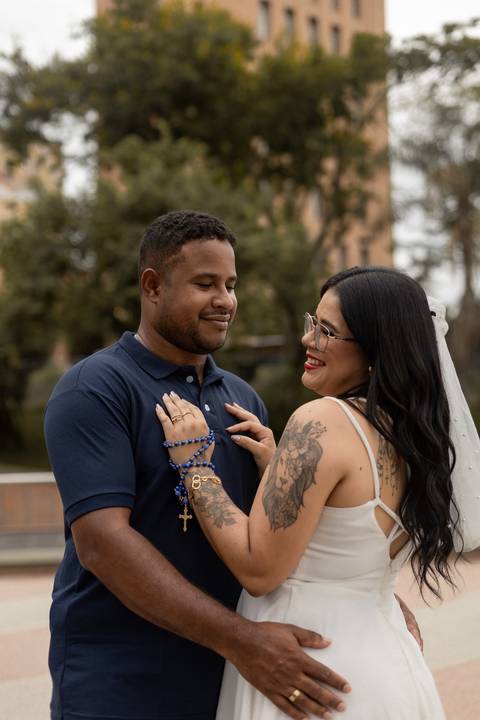 As melhores ideias e inspirações criativas de fotos de ensaio pré casamento registradas por fotógrafos profissionais de eventos da empresa Criativus Foto e Vídeo na Aparecida do Norte'