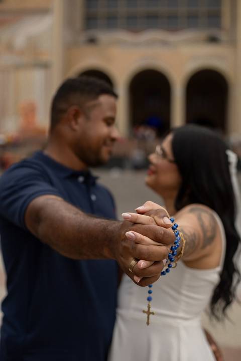 As melhores ideias e inspirações criativas de fotos de ensaio pré casamento registradas por fotógrafos profissionais de eventos da empresa Criativus Foto e Vídeo na Aparecida do Norte'