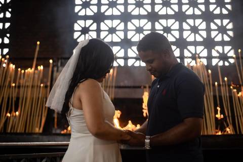 As melhores ideias e inspirações criativas de fotos de ensaio pré casamento registradas por fotógrafos profissionais de eventos da empresa Criativus Foto e Vídeo na Aparecida do Norte'