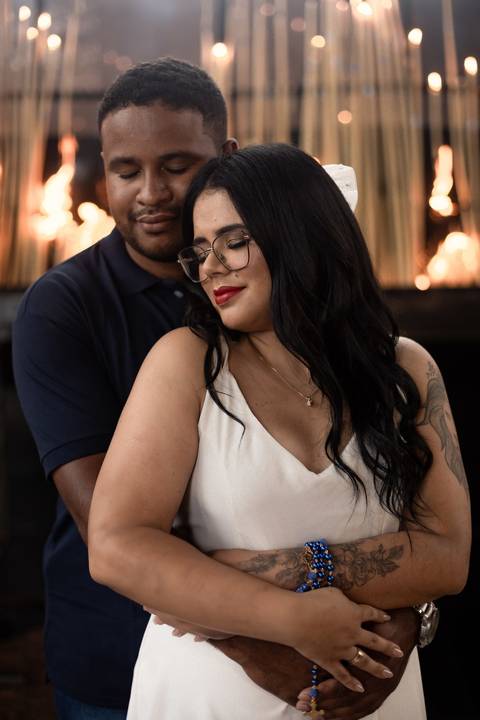 As melhores ideias e inspirações criativas de fotos de ensaio pré casamento registradas por fotógrafos profissionais de eventos da empresa Criativus Foto e Vídeo na Aparecida do Norte'