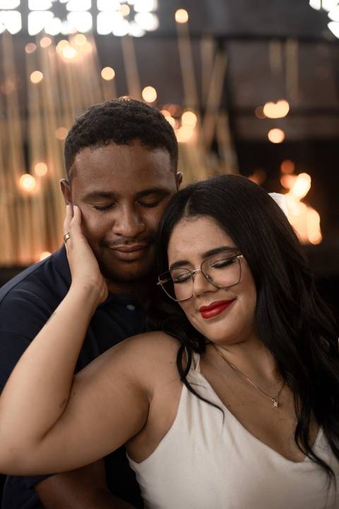 As melhores ideias e inspirações criativas de fotos de ensaio pré casamento registradas por fotógrafos profissionais de eventos da empresa Criativus Foto e Vídeo na Aparecida do Norte'