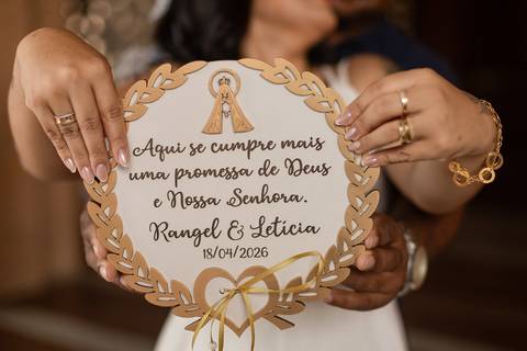 As melhores ideias e inspirações criativas de fotos de ensaio pré casamento registradas por fotógrafos profissionais de eventos da empresa Criativus Foto e Vídeo na Aparecida do Norte'