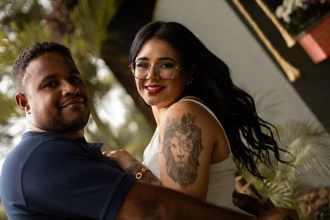 As melhores ideias e inspirações criativas de fotos de ensaio pré casamento registradas por fotógrafos profissionais de eventos da empresa Criativus Foto e Vídeo na Aparecida do Norte'