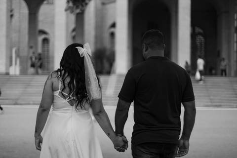 As melhores ideias e inspirações criativas de fotos de ensaio pré casamento registradas por fotógrafos profissionais de eventos da empresa Criativus Foto e Vídeo na Aparecida do Norte'