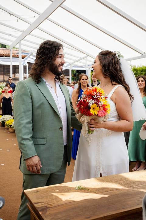 As melhores ideias e inspirações criativas de fotos de casamento registradas por fotógrafos profissionais de eventos da empresa Criativus Foto e Vídeo no Sítio Silvio Belo '