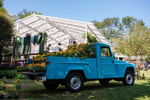 As melhores ideias e inspirações criativas de fotos de casamento registradas por fotógrafos profissionais de eventos da empresa Criativus Foto e Vídeo no Sítio Silvio Belo '