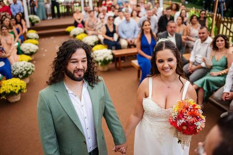 As melhores ideias e inspirações criativas de fotos de casamento registradas por fotógrafos profissionais de eventos da empresa Criativus Foto e Vídeo no Sítio Silvio Belo '