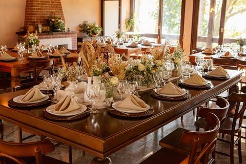 As melhores ideias e inspirações criativas de fotos de ensaio pré casamento registradas por fotógrafos profissionais de eventos da empresa Criativus Foto e Vídeo no Espaço Villa Vezzane '