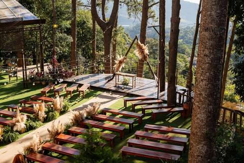 As melhores ideias e inspirações criativas de fotos de ensaio pré casamento registradas por fotógrafos profissionais de eventos da empresa Criativus Foto e Vídeo no Espaço Villa Vezzane '