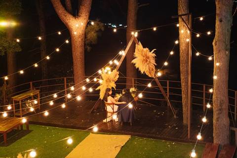 As melhores ideias e inspirações criativas de fotos de ensaio pré casamento registradas por fotógrafos profissionais de eventos da empresa Criativus Foto e Vídeo no Espaço Villa Vezzane '