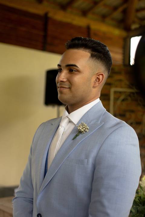 As melhores ideias e inspirações criativas de fotos de casamento registradas por fotógrafos profissionais de eventos da empresa Criativus Foto e Vídeo na Fazenda Vale dos Eucaliptos'