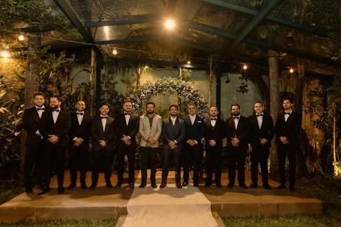 As melhores ideias e inspirações criativas de fotos de casamento registradas por fotógrafos profissionais de eventos da empresa Criativus Foto e Vídeo no Espaço Casa Tarumã'