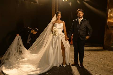As melhores ideias e inspirações criativas de fotos de casamento registradas por fotógrafos profissionais de eventos da empresa Criativus Foto e Vídeo no Espaço Casa Tarumã'