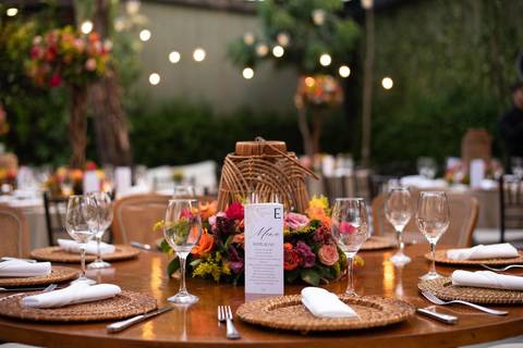 As melhores ideias e inspirações criativas de fotos de casamento registradas por fotógrafos profissionais de eventos da empresa Criativus Foto e Vídeo no Espaço Casa Tarumã'