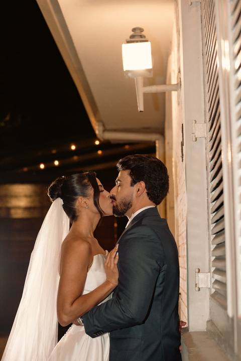 As melhores ideias e inspirações criativas de fotos de casamento registradas por fotógrafos profissionais de eventos da empresa Criativus Foto e Vídeo no Espaço Casa Tarumã'