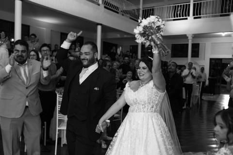 As melhores ideias e inspirações criativas de fotos de casamento registradas por fotógrafos profissionais de eventos da empresa Criativus Foto e Vídeo na Chácara Estância Eldorado'